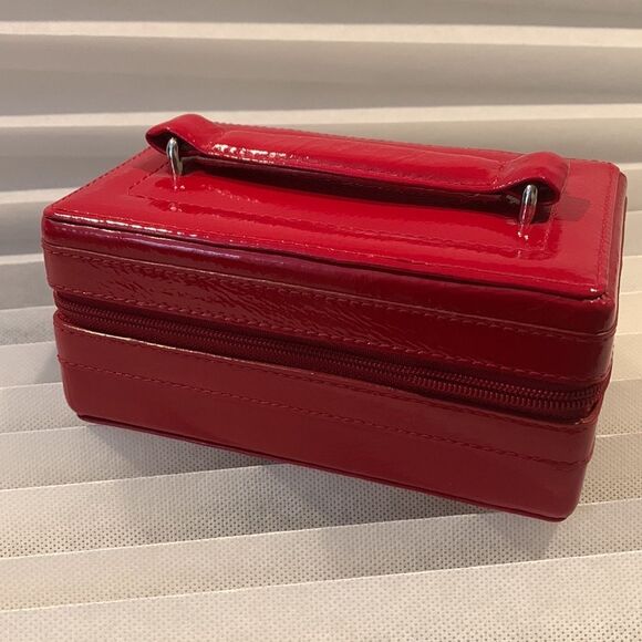 NORDSTROM jewelry box patent leather zip closure top handle divided compartment - Picture 15 of 15